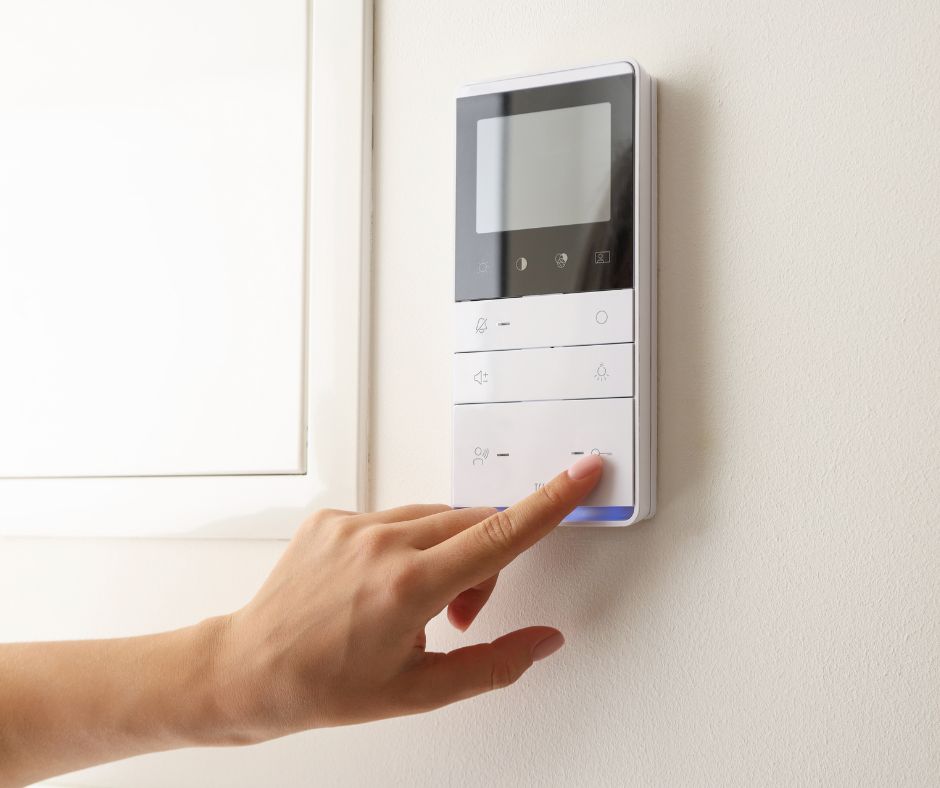 What Programmable Thermostat Installation Fixes That Manual Controls Miss?